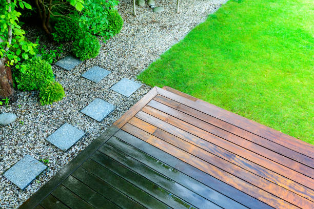 Best Animal Enclosure Cleaning  in Shelton, NE